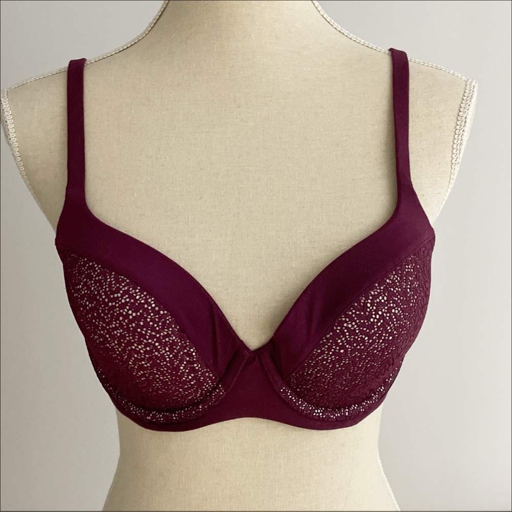 Victoria's Secret Body by Victoria Lined Demi Bra Size 32DD Maroon Lace Beige